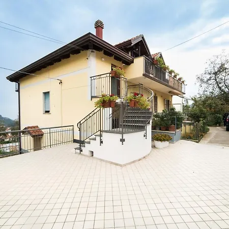 Kebonta Bed & Breakfast 4*