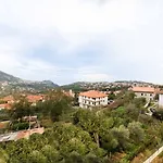 Kebonta 4*