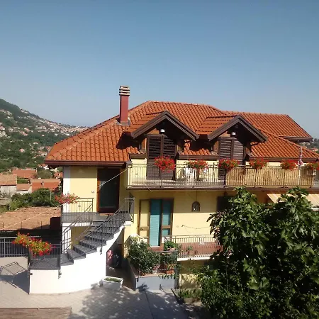 Bed & Breakfast Kebonta 3*