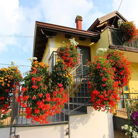 Kebonta B&B 아제롤라